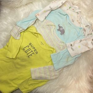 Carters 4 piece set